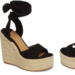 Tony Bianco Wedges